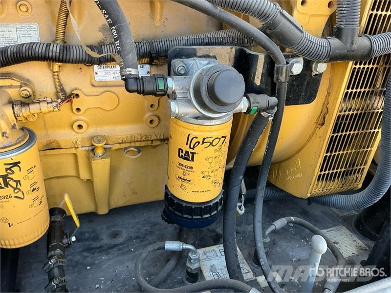 CAT XQ100 100 kW Mobile Generator Set Dizelski agregati