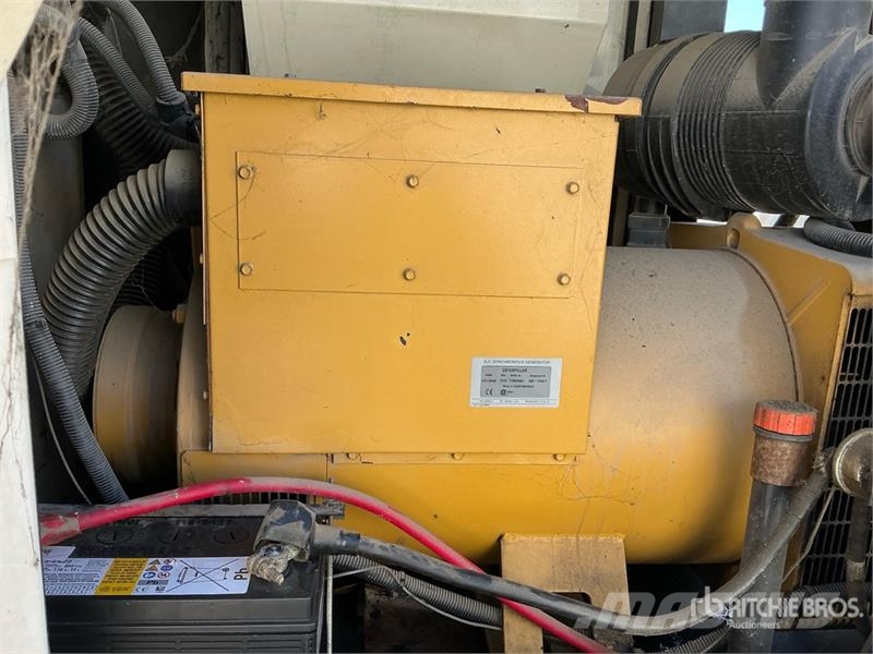 CAT XQ100 100 kW Mobile Generator Set Diesel Generators