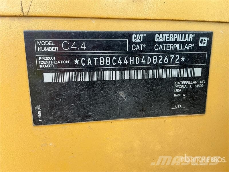 CAT XQ100 100 kW Mobile Generator Set Diesel Generators