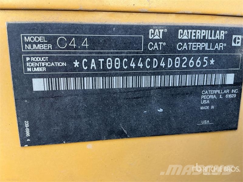 CAT XQ100 100 kW Mobile Generator Set 柴油发电机