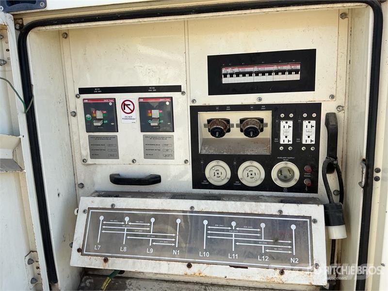CAT XQ100 100 kW Mobile Generator Set 柴油发电机