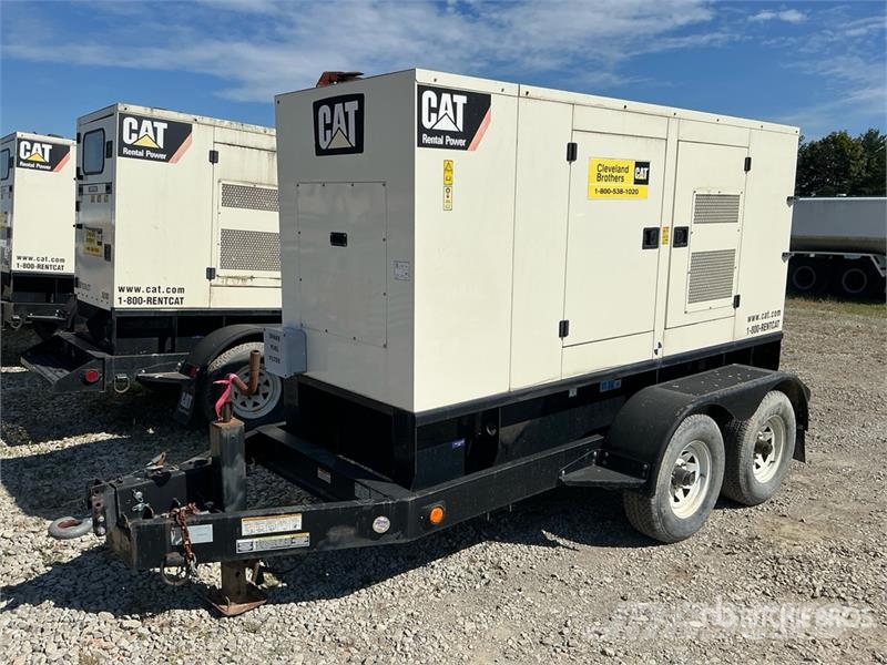 CAT XQ100 100 kW Mobile Generator Set Diesel Generators