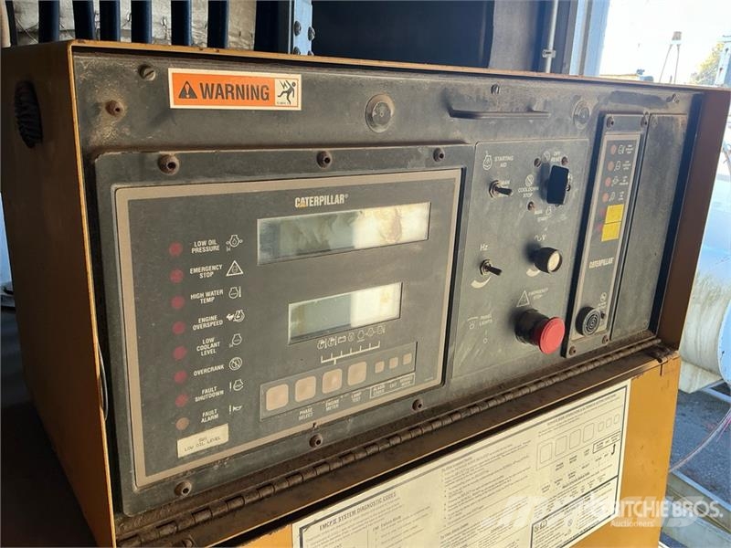 CAT XQ600 545 kW Mobile Generator Set Diesel generatoren