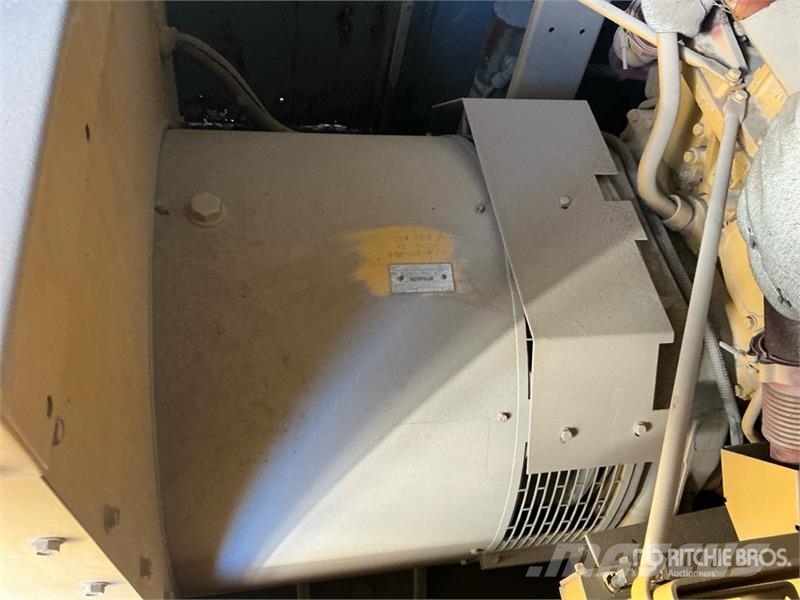 CAT XQ600 545 kW Mobile Generator Set Diesel generatoren