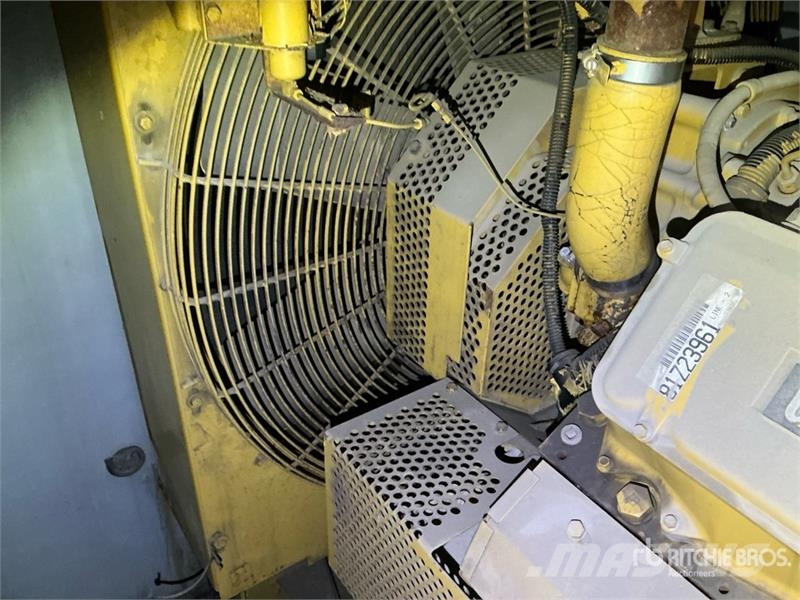 CAT XQ600 545 kW Mobile Generator Set Générateurs diesel
