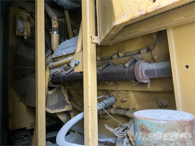 CAT XQ600 545 kW Mobile Generator Set Générateurs diesel