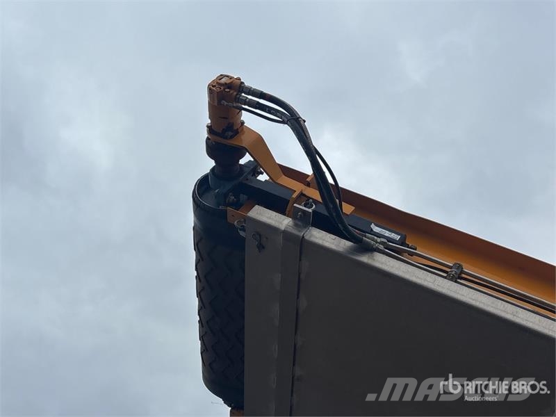 CBI 5800BT Tracked Horizontal Grinder Construcción - Otros