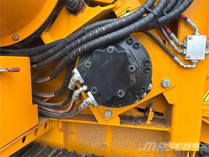 CBI 5800BT Tracked Horizontal Grinder Construcción - Otros
