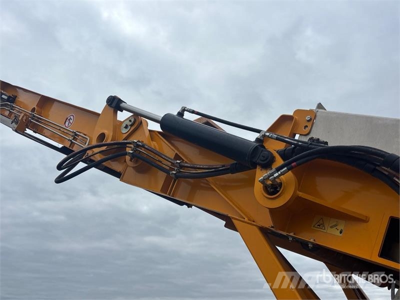 CBI 5800BT Tracked Horizontal Grinder Construcción - Otros