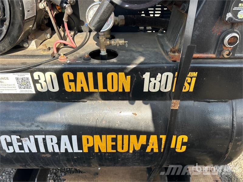 Central Pneumatic Skid-Mounted 30 gal Air Compress 콤푸레샤