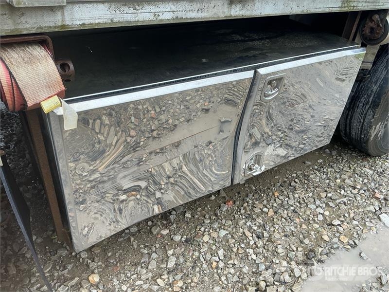 Chaparrl 48 ft Spread Axle Flatbed Trailer Planhengere