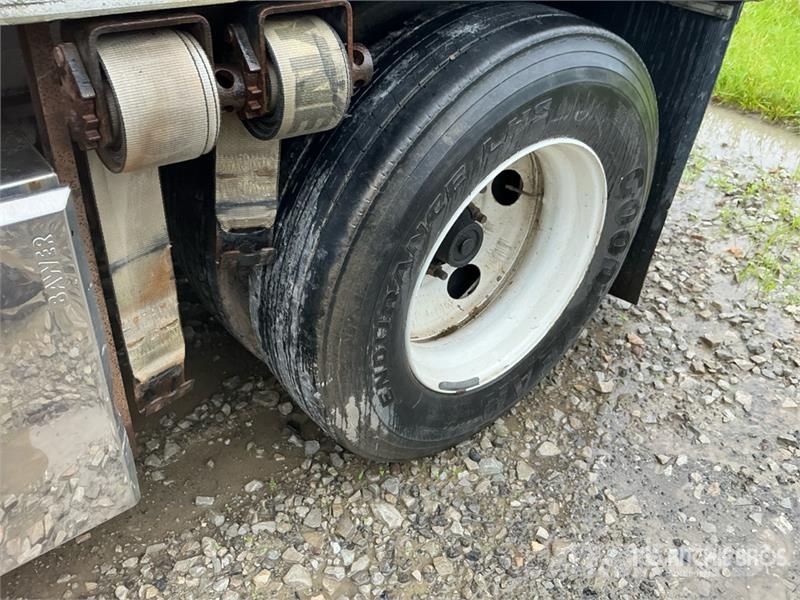 Chaparrl 48 ft Spread Axle Flatbed Trailer Planhengere