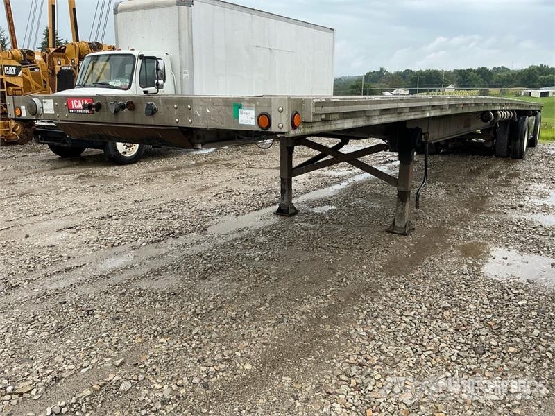 Chaparrl 48 ft Spread Axle Flatbed Trailer Planhengere