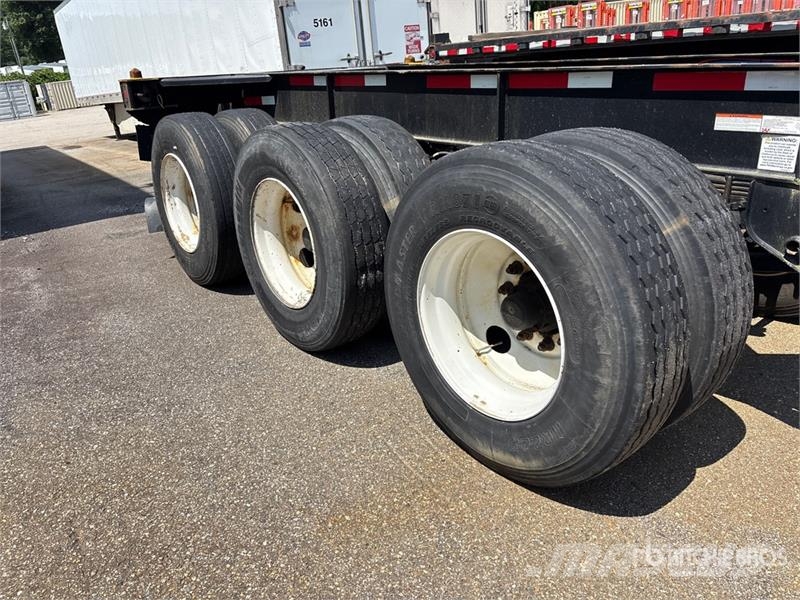 Cheetah 8400G 40 ft Tri/A Container Trailer Контейнерни ремаркета