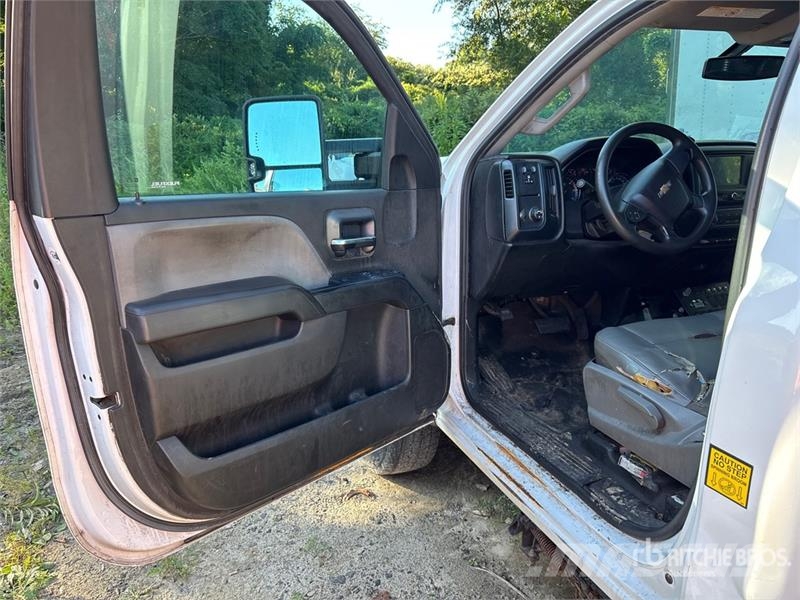 Chevrolet 2500 Kehrmaschine