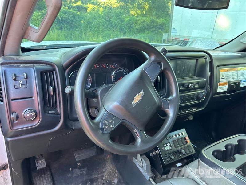 Chevrolet 2500 Kehrmaschine