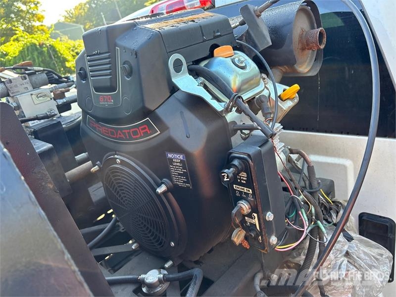 Chevrolet 2500 Kehrmaschine