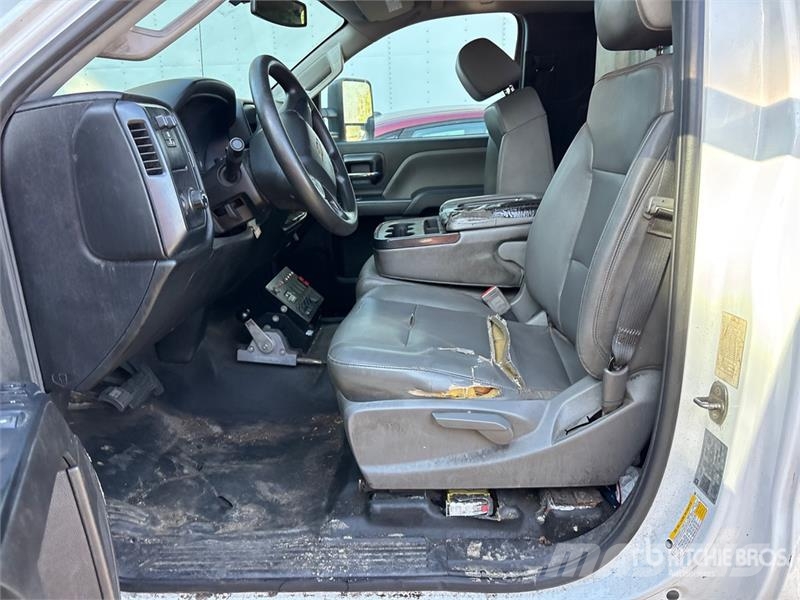 Chevrolet 2500 Kehrmaschine