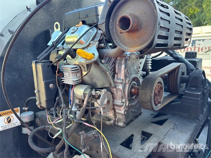 Chevrolet 2500 Kehrmaschine