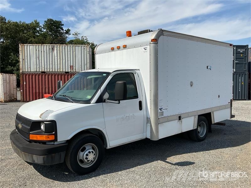 Chevrolet 3500 Saug- und Druckwagen