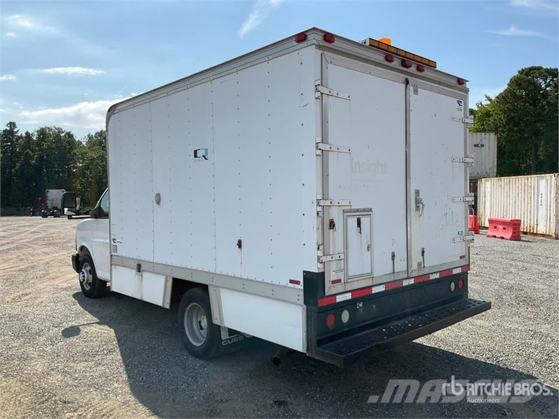Chevrolet 3500 Saug- und Druckwagen