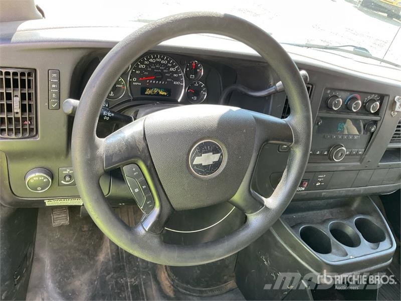Chevrolet 3500 Saug- und Druckwagen