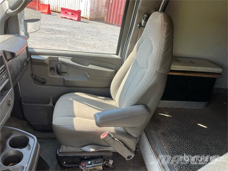 Chevrolet 3500 Saug- und Druckwagen