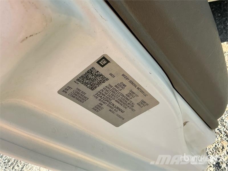 Chevrolet 3500 11 Passenger Van Panel vanlar