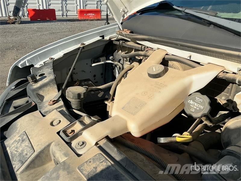 Chevrolet 3500 11 Passenger Van Panel vanlar