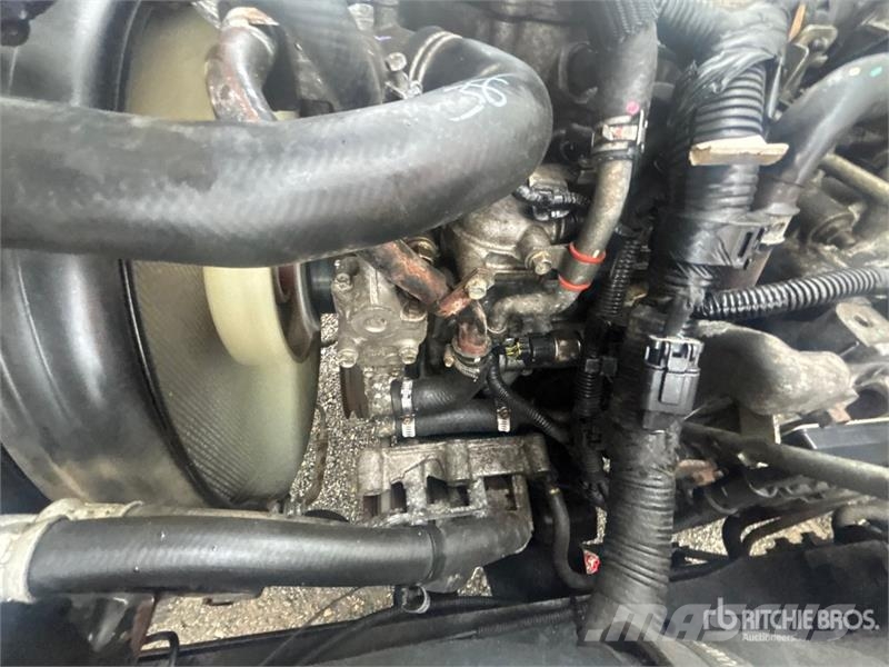 Chevrolet 4500HD 4x2 Van Truck Camion cassonati