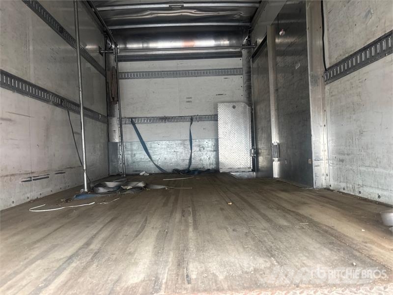 Chevrolet 4500HD 4x2 Van Truck Camion cassonati