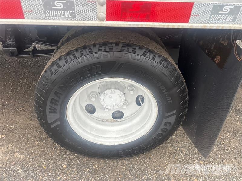 Chevrolet 4500HD 4x2 Van Truck Camion cassonati