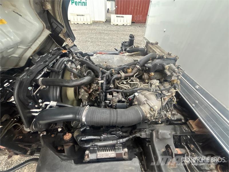 Chevrolet 4500HD 4x2 Van Truck Camion cassonati