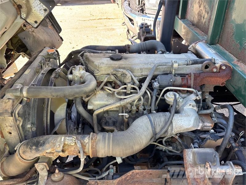 Chevrolet 5500 4x2 Flatbed Truck Camiones de cama baja
