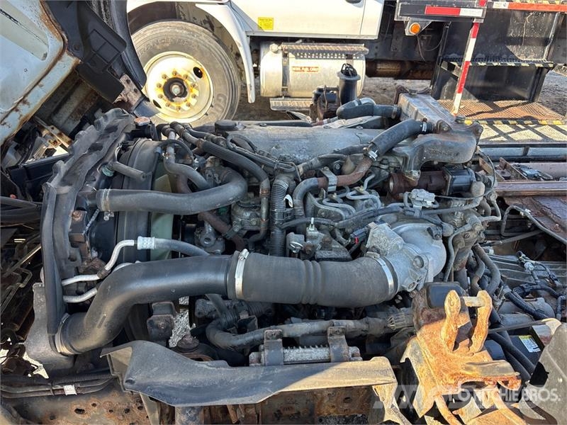 Chevrolet 5500HD 4x2 Cab and Chassis Kabine i unutrašnjost