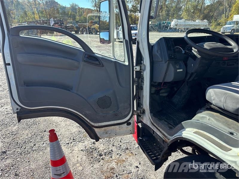 Chevrolet 5500HD 4x2 Cab and Chassis Kabine i unutrašnjost