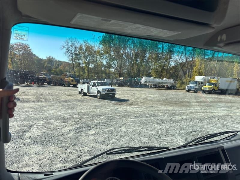 Chevrolet 5500HD 4x2 Cab and Chassis Kabine i unutrašnjost