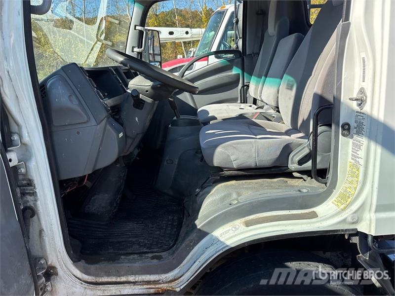Chevrolet 5500HD 4x2 Cab and Chassis Kabine i unutrašnjost