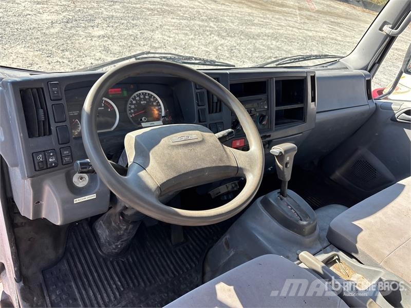 Chevrolet 5500HD 4x2 Cab and Chassis Kabine i unutrašnjost