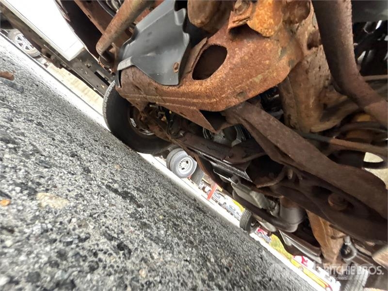 Chevrolet Express 2500 Cargo Van (Inoperable) Pakettiautot