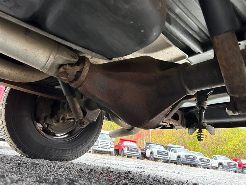 Chevrolet Express 2500 Cargo Van (Inoperable) Pakettiautot