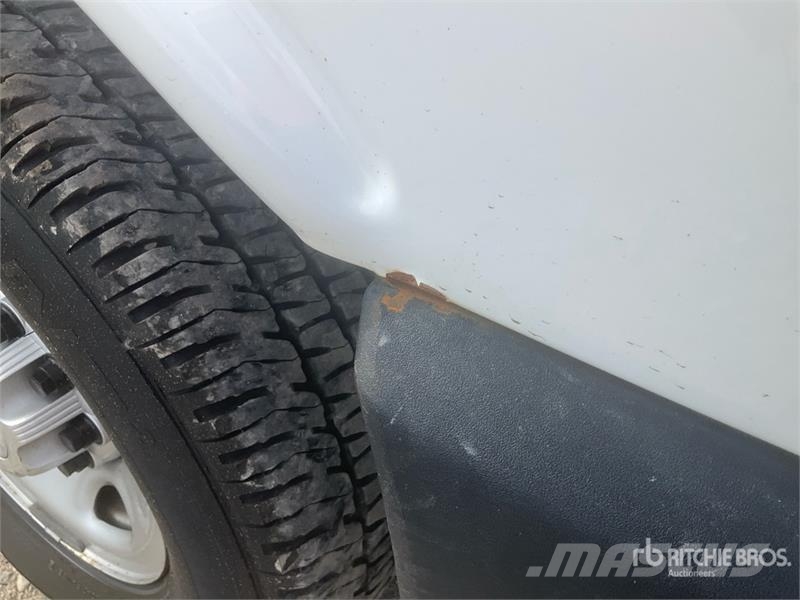 Chevrolet Express 2500 Cargo Van 패널 화물차