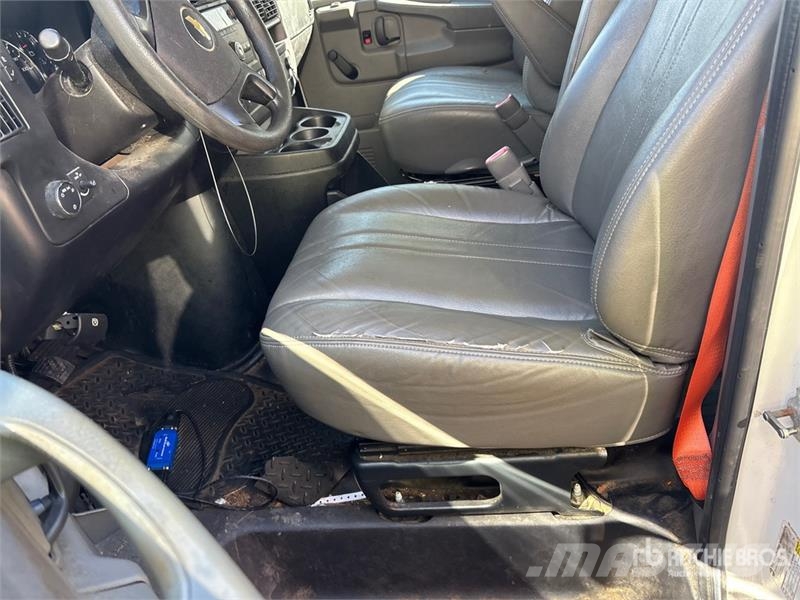 Chevrolet Express 2500 Cargo Van Gesloten bedrijfswagens