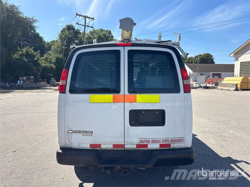 Chevrolet Express 2500 Cargo Van Gesloten bedrijfswagens