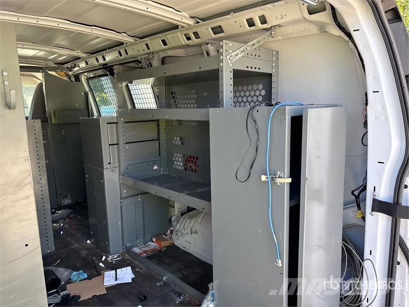 Chevrolet Express 2500 Cargo Van Gesloten bedrijfswagens