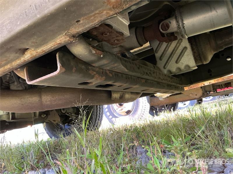 Chevrolet Express 2500 Cargo Van (Inoperable) Pakettiautot