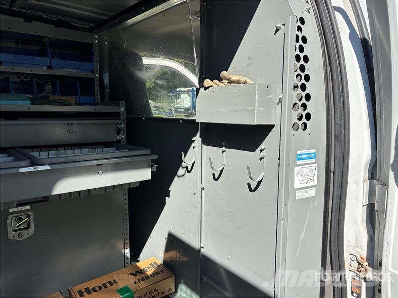 Chevrolet Express 2500 Cargo Van Gesloten bedrijfswagens