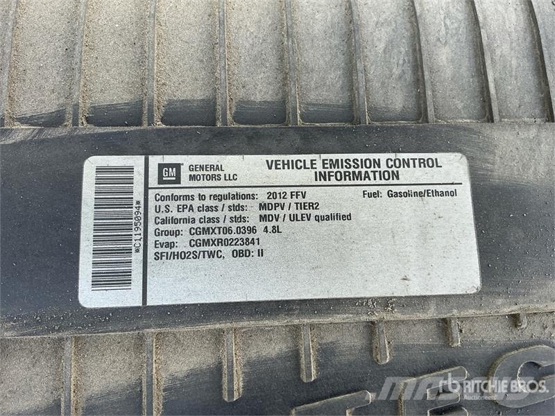 Chevrolet Express 2500 Cargo Van (Inoperable) Pakettiautot