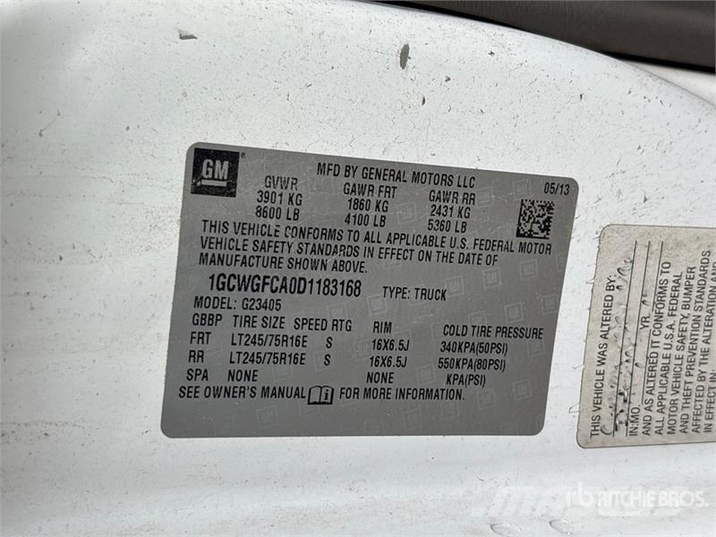 Chevrolet Express 2500 Cargo Van (Inoperable) Pakettiautot