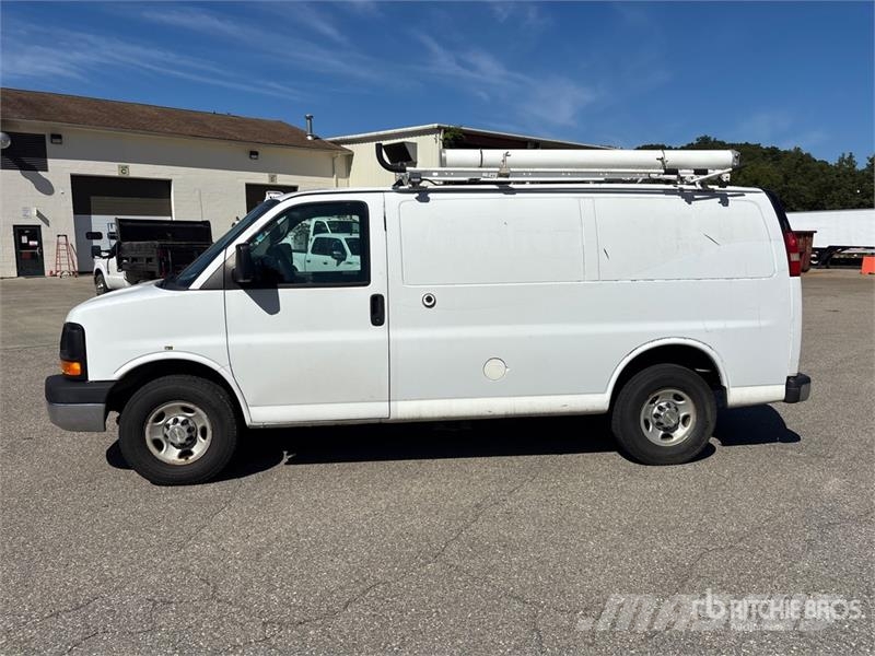 Chevrolet Express 2500 Cargo Van Gesloten bedrijfswagens